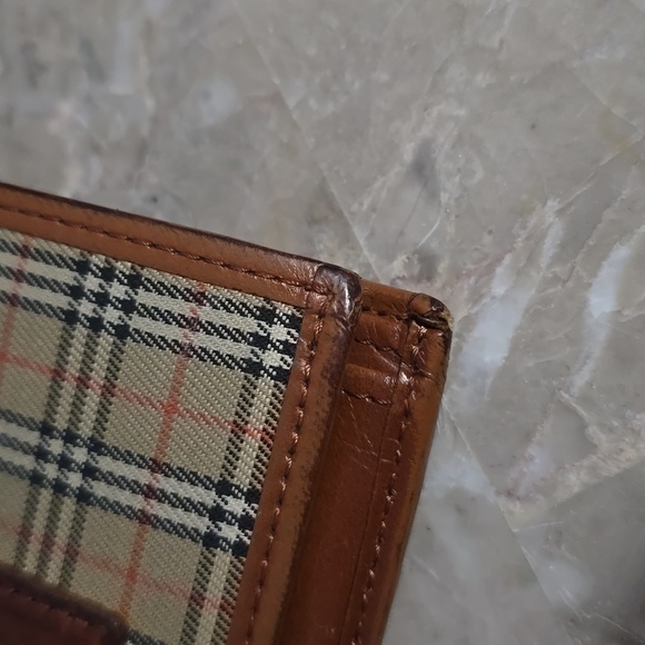 Burberry Vintage Leather Bifold Nova Check Wallet - Picture 8 of 14